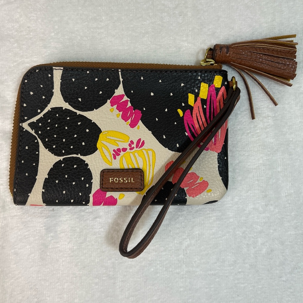 Fossil Floral Print Wristlet